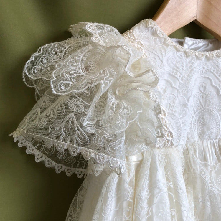 Archie's Christening Dress History - Traditions Behind Royal Baby Christening  Gowns